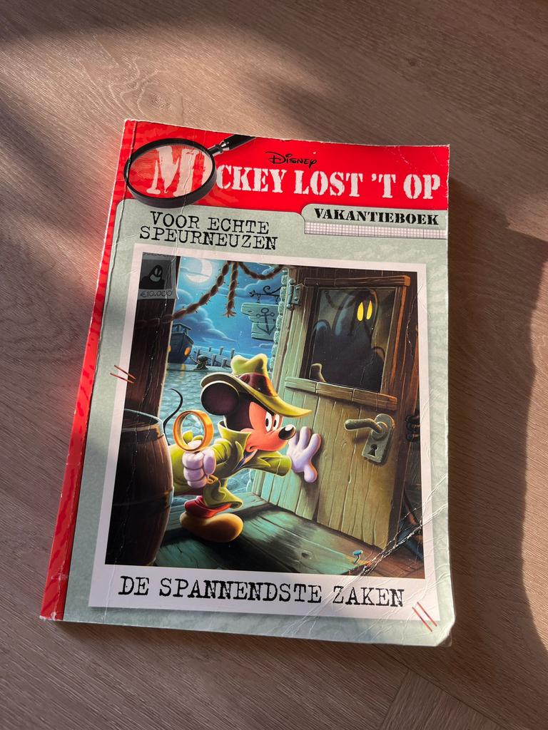 Donald ducks +  mickey lost het op, Boeken, Stripboeken, Meerdere stripboeken, Ophalen of Verzenden, Zo goed als nieuw
