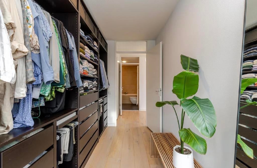 IKEA Pax kast zwart met volledige inrichting, Ophalen, 200 cm of meer, Zo goed als nieuw, Met lade(s)