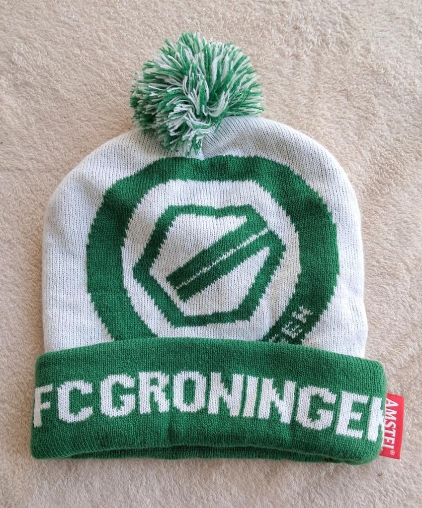 FC Groningen Muts met Pompon - Zo goed als nieuw, FC Groningen, One size fits all, Ophalen of Verzenden, Pet