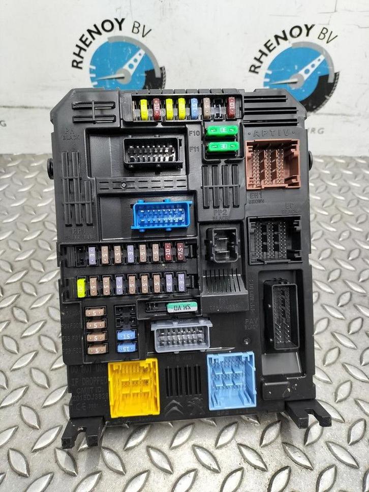 CITROEN C5 AIRCROSS C84  ZEKERINGKAST 2023, Auto-onderdelen, Elektronica en Kabels, Gebruikt, ARN erkend, Stiba lid, Erkend duurzaam