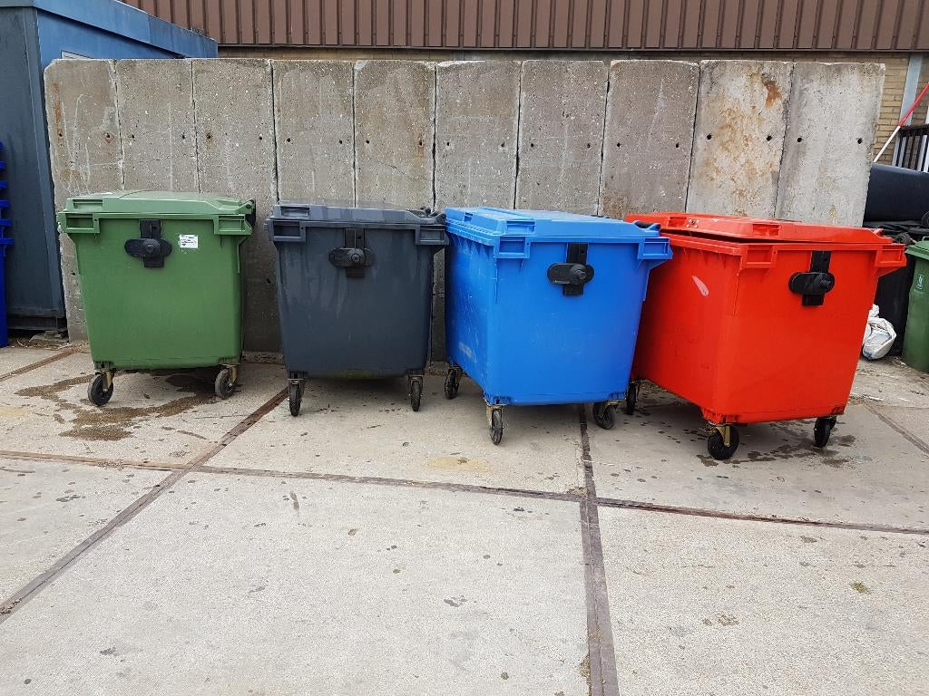 AANBIEDING Kunststof Afvalcontainer 1100L Direct Beschikbaar, Ophalen, Kunststof, Gebruikt, 40 liter of meer