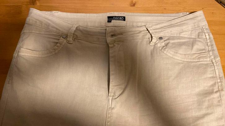 Nette beige broek - comfortabel en stijlvol, Kleding | Dames, Broeken en Pantalons, Nieuw, Maat 42/44 (L), Beige, Lang, Ophalen of Verzenden