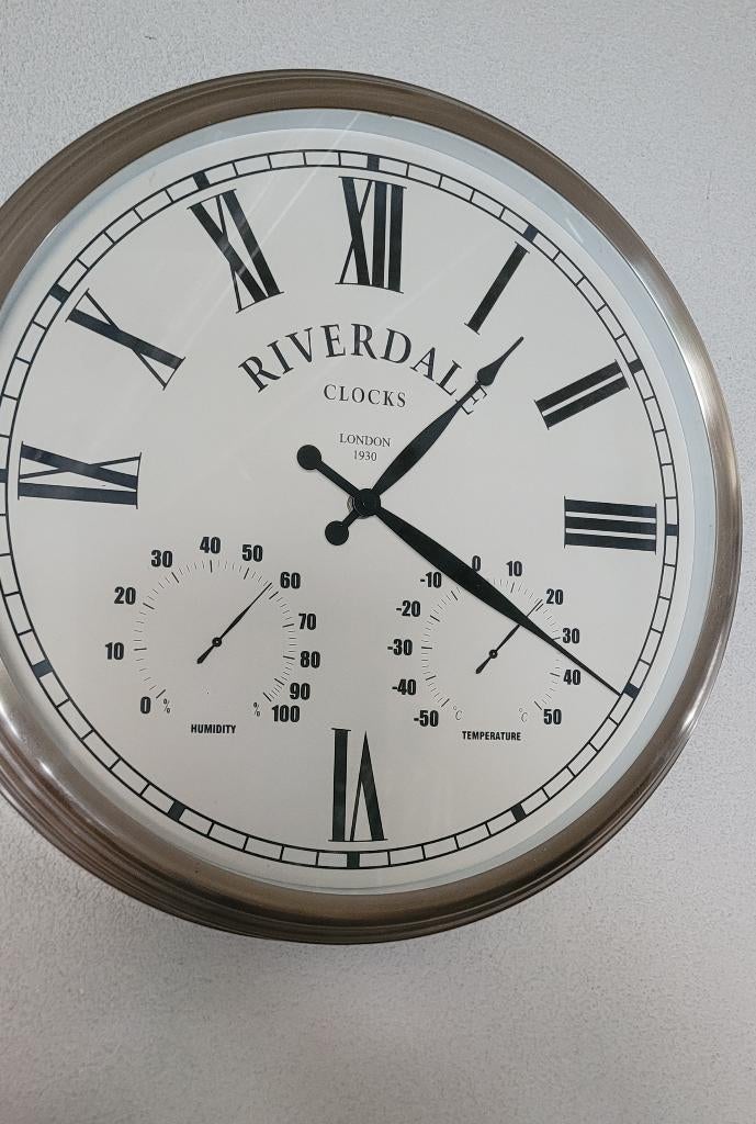 Riverdale klok, Huis en Inrichting, Ophalen, Zo goed als nieuw, Analoog, Wandklok