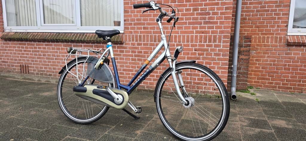 Te koop Gazelle Orange damesfiets
Lage instap fiets, Fietsen en Brommers, Ophalen, Gebruikt, Versnellingen, 56 cm of meer