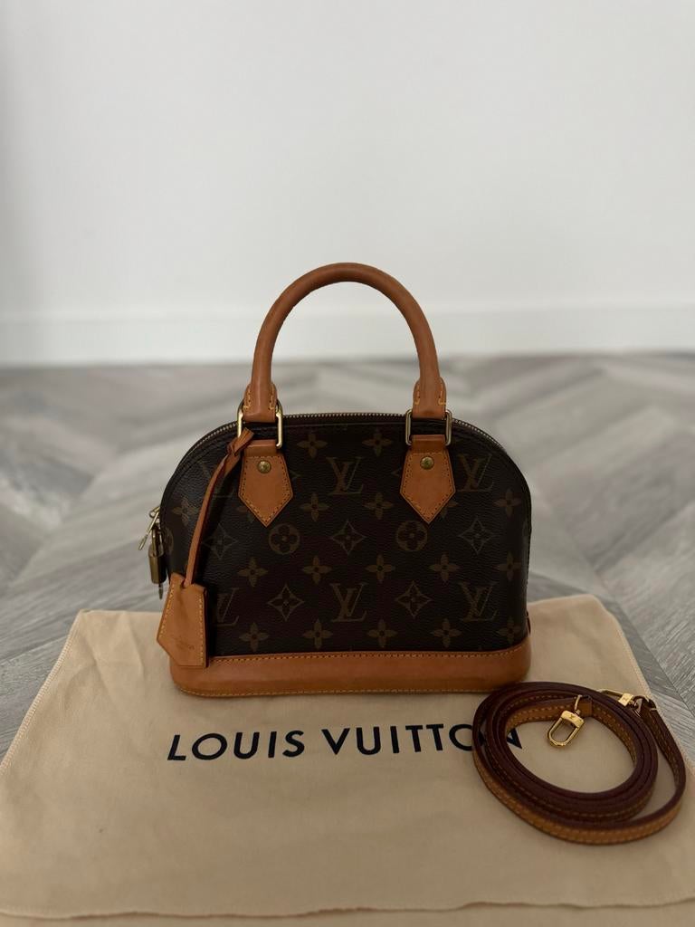 Louis Vuitton Alma BB Monogram, Ophalen, Gebruikt, Bruin, Handtas