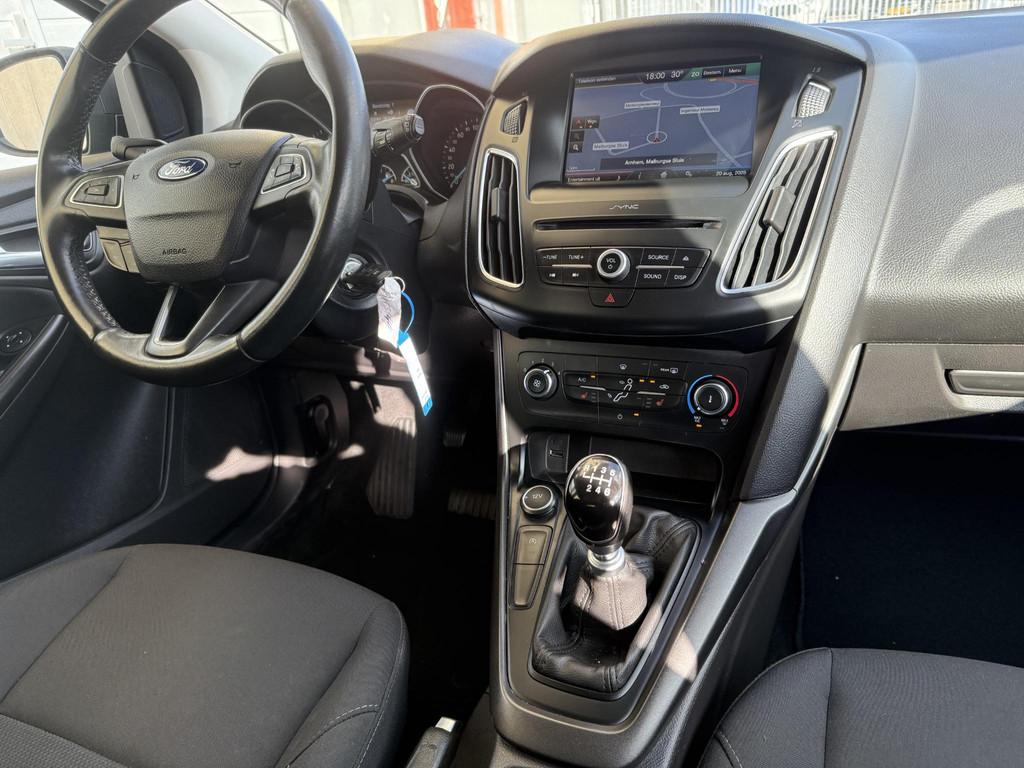 Ford Focus Wagon 1.0 EcoBoost Titanium,NAVI, Nieuwe Distribu, Auto's, Euro 5, Gebruikt, Electronic Stability Program (ESP), Handgeschakeld