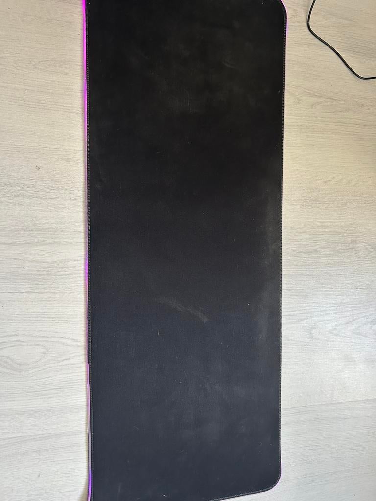XXL RGB Muismat 80x30cm, Ophalen of Verzenden, Gaming muismat, Zo goed als nieuw