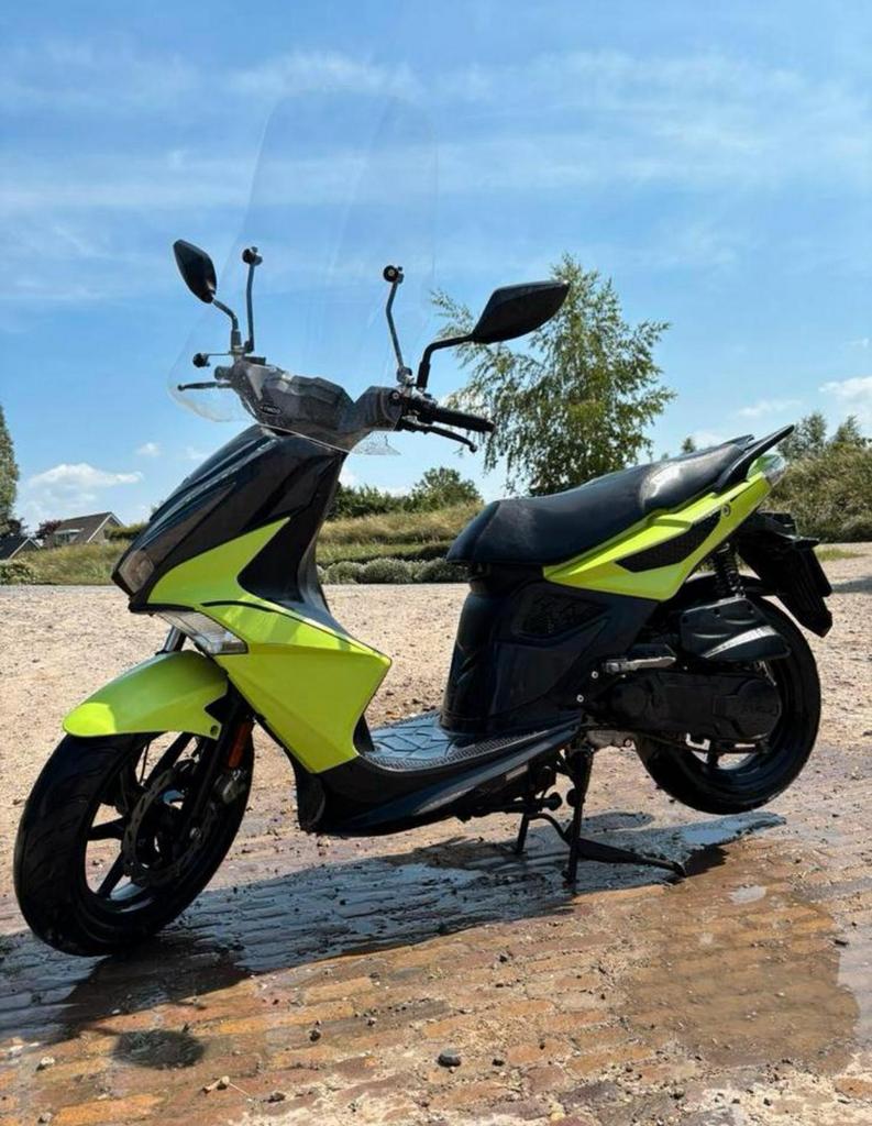 Kymco scooter, Gebruikt, Maximaal 45 km/u, Ophalen of Verzenden, Benzine