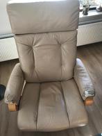 Gratis kantelstoel voor de hobbyist, Ophalen, Gebruikt, 50 tot 75 cm, Leer