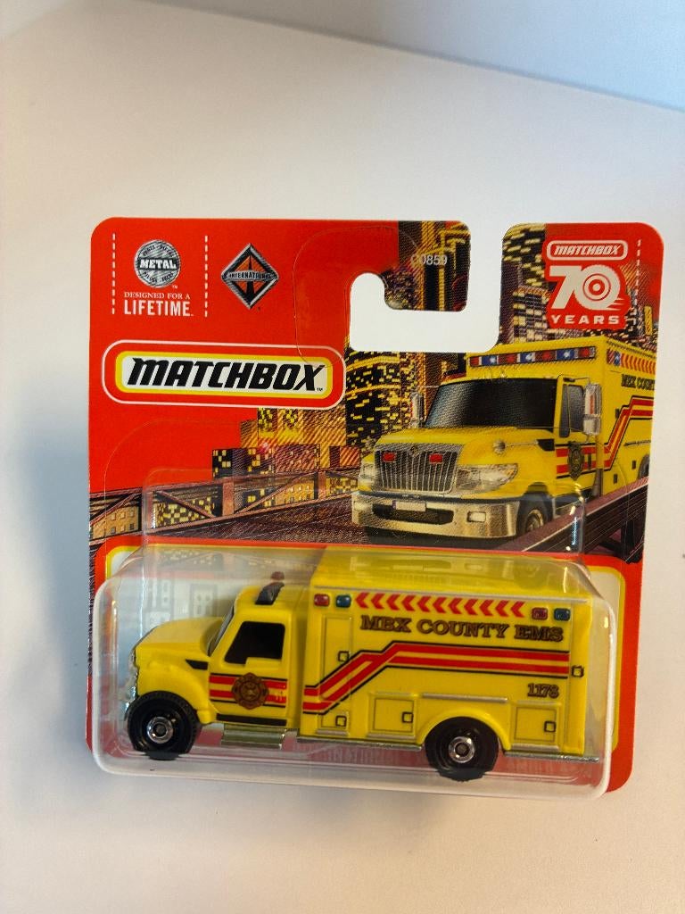 89728: International Workstar Ambulance - Matchbox, Auto, Nieuw, Ophalen of Verzenden, Bachsatztstr. 54 D 72131 Ofterdingen, Germany