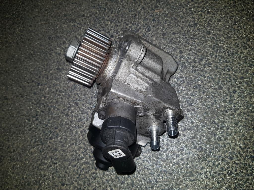 Dieselpomp Volkswagen Golf VII 1.6 TDI 16V 2012, Ophalen of Verzenden