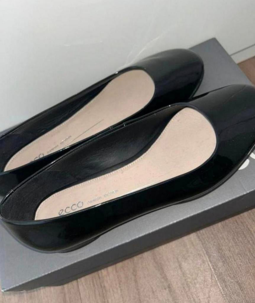 Nieuwe Ecco dames lak instappersaat 38, Ecco, Nieuw, Ophalen of Verzenden, Instappers