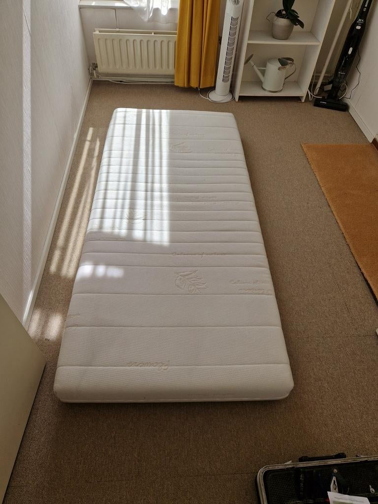 Matras 195x90. 15cm dik, Huis en Inrichting, Slaapkamer | Matrassen en Bedbodems, Ophalen, Eenpersoons