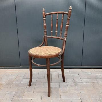 4 Antieke Thonet eetkamer stoelen circa 1900 beschikbaar voor biedingen