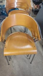 Stoelen, Ophalen