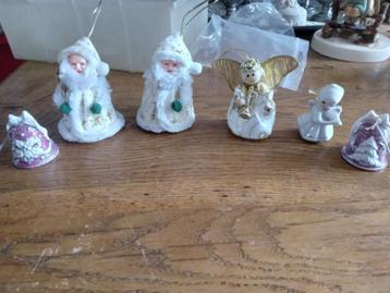 6 leuke kerstboom popjes en klokjes beschikbaar voor biedingen