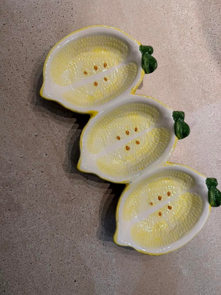 Citroen vormig bord, Ophalen, Zo goed als nieuw