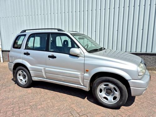 Suzuki GRAND VITARA 2.0 4WD, Auto's, Suzuki, Bedrijf, Grand Vitara, 4x4, Airbags, Airconditioning, Dakrails, Elektrische buitenspiegels