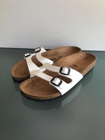 GRATIS VERZENDEN | BIRKENSTOCK Nieuwe witte slippers 42 beschikbaar voor biedingen