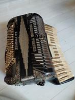 Accordeon - Charron freres opknapper., Muziek en Instrumenten, Accordeons, Overige merken, Gebruikt, Met riemen, Overige formaten