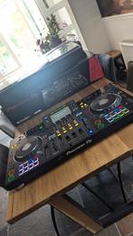 XDJ XZ TRAVELBAG+DECKSAVER+DOOS (BIEDEN MAG), Muziek en Instrumenten, Dj-sets en Draaitafels, Ophalen of Verzenden, Zo goed als nieuw