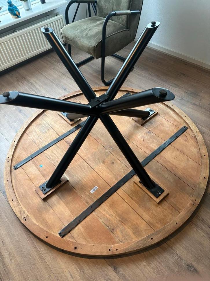 Ronde eettafel - 150 cm diameter, Huis en Inrichting, Tafels | Eettafels, Gebruikt, 150 tot 200 cm, Vijf personen of meer, Rond