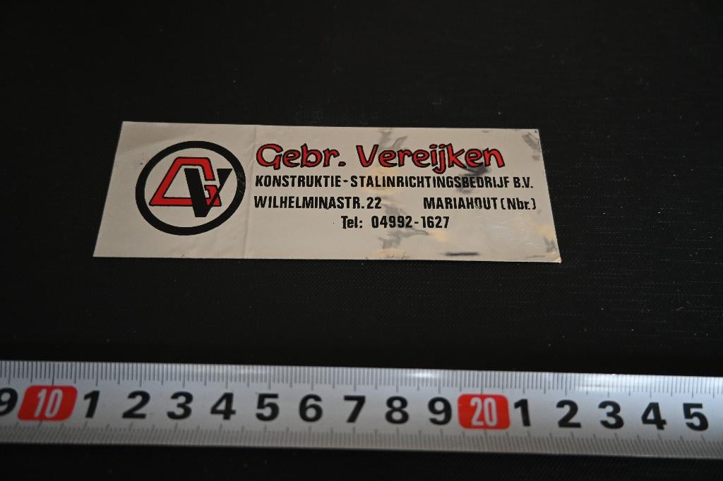 sticker Mariahout ( Nbr) Gebr. Vereijken Konstruktie - Stal, Verzamelen, Ophalen, Zo goed als nieuw