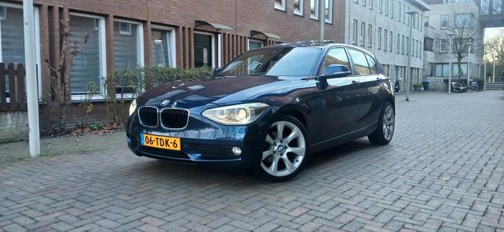 Zeer VOLLE F20  116I  5DR 2012 PANO/NAVI/LEER/PDC, Auto's, BMW, Particulier, 1-Serie, ABS, Adaptive Cruise Control, Airbags, Airconditioning