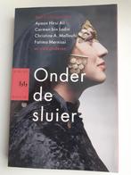 Onder de sluier, Ophalen of Verzenden, Zo goed als nieuw