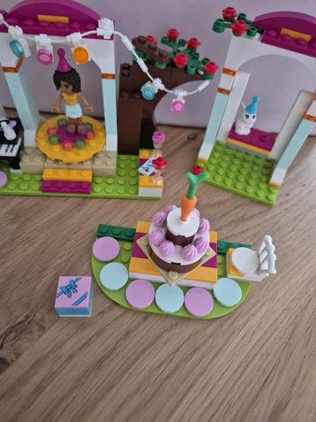 Lego Friends Verjaardagsfeest beschikbaar voor biedingen