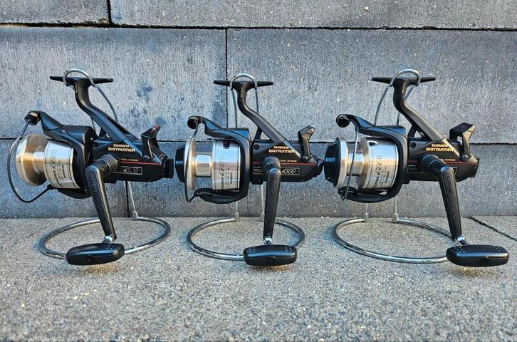 3 Shimano 4500B Bedrukte Spoelen Zeldzaam, Watersport en Boten, Hengelsport | Karpervissen, Zo goed als nieuw, Molen, Ophalen of Verzenden
