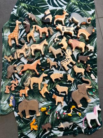 HOLZTIGER dieren collectie beschikbaar voor biedingen