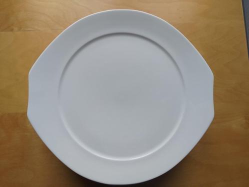 Villeroy & Boch, model Alba. 8 Dinerborden / platte borden, Huis en Inrichting, Keuken | Servies, Gebruikt, Bord(en), Effen, Porselein