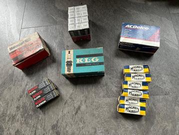 6 soorten BOUGIES dozen NIEUW. Bosch KLG AC Delco Ford. NOS beschikbaar voor biedingen