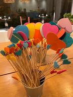 Vilten hartjes op stokjes - Bruiloft Decoratie, Huis en Inrichting, Ophalen, Gebruikt