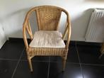 Mooie rieten stoel met kussen, Huis en Inrichting, Stoelen, Ophalen, Gebruikt, Bruin, Riet of Rotan