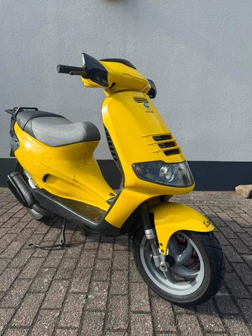 ⭐️Skipper lx 125cc 2 takt 20252 kilometer Duits⭐️ beschikbaar voor biedingen