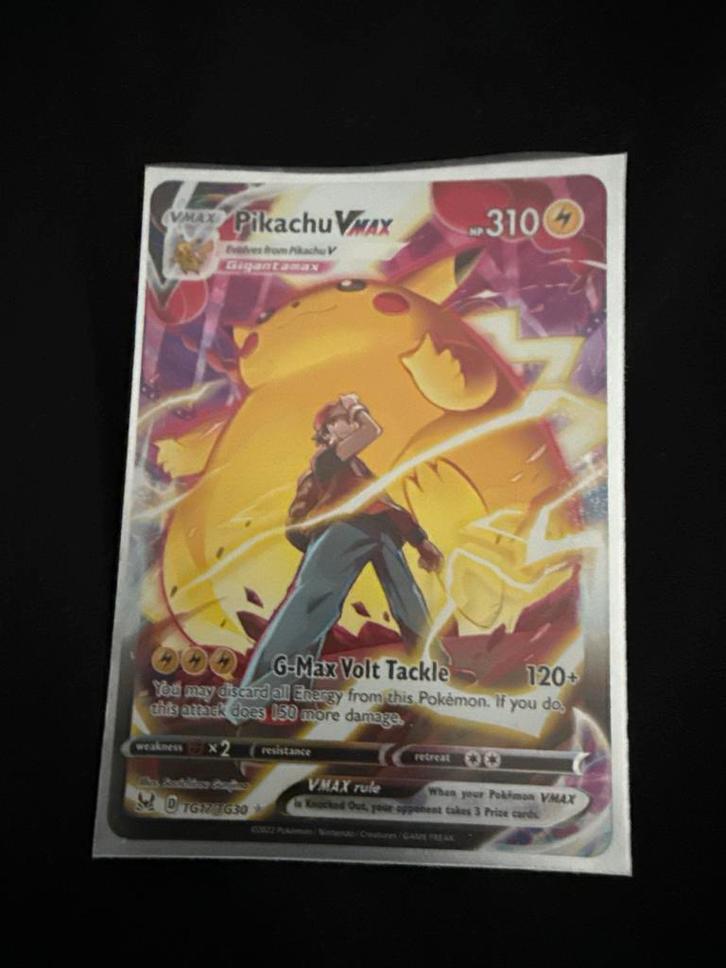 Pikachu VMAX TG17/TG30 Lost Origin - Ultra Rare, Hobby en Vrije tijd, Verzamelkaartspellen | Pokémon, Zo goed als nieuw, Losse kaart