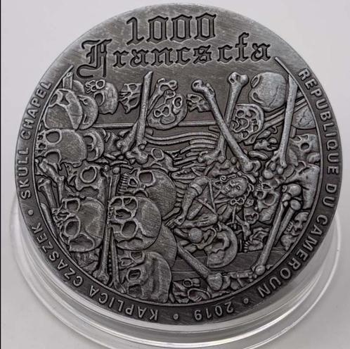 Doodskoppen 1000 Francs Cfa Munt / Kameroen Schedel Skull, Postzegels en Munten, Munten | Afrika, Losse munt, Overige landen, Verzenden