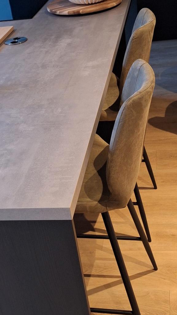 Bronx 71 Barkrukken (2 stuks) - Zithoogte 65cm, Huis en Inrichting, Complete eetkamers, Gebruikt, Minder dan 4 stoelen, Ophalen of Verzenden