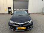Toyota Auris Touring Sports 1.8 Hybrid Executive, Gebruikt, Euro 6, Leder en Stof, Zwart
