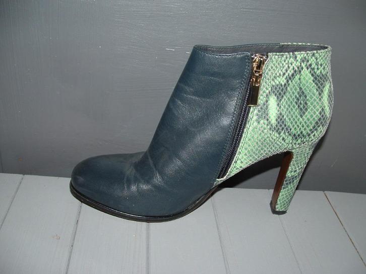 Tommy Hilfiger ankle boot enkellaars snake print maat 40, Kleding | Dames, Schoenen, Zo goed als nieuw, Lage of Enkellaarzen, Zwart