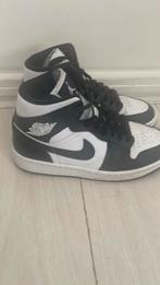 Nike air Jordan maat 37.5 zo goed als nieuw, Ophalen of Verzenden, Zo goed als nieuw, Schoenen