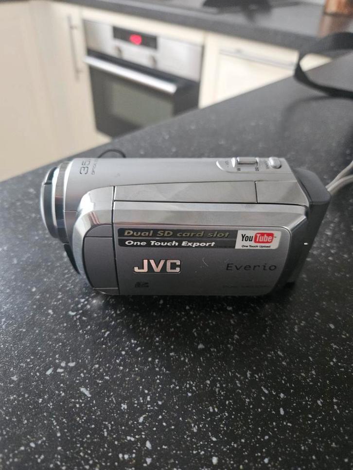 JVC Everio GZ-MS95SE - Defecte Batterij, Audio, Tv en Foto, Videocamera's Digitaal, Gebruikt, Camera, Harde schijf, JVC, 20x of meer