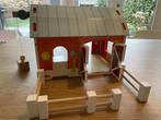 Le Toy Van rode boerderij zgan, Ophalen of Verzenden, Zo goed als nieuw, Poppenhuis