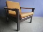1960s fauteuil, hout, oker-geel-bruine kussens, organische a, Huis en Inrichting, Stoelen, Ophalen, Gebruikt, Twee, Overige kleuren