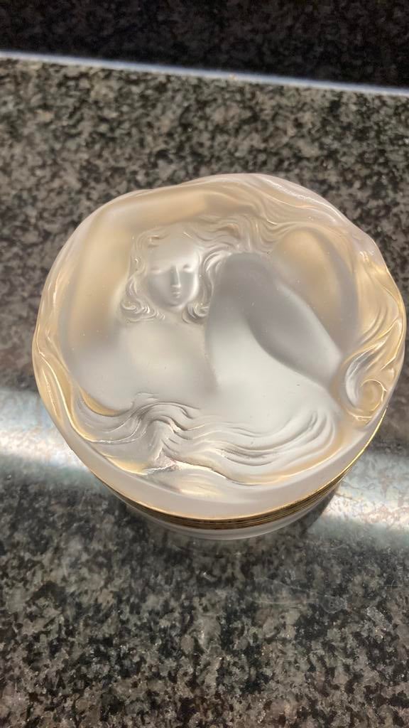 R Lalique Frankrijk Bijouterie box, Antiek en Kunst, Ophalen of Verzenden