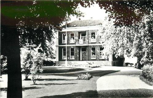 (387-225-021) Dodewaard Gemeentehuis, Verzamelen, Ansichtkaarten | Nederland, Gelderland, Verzenden