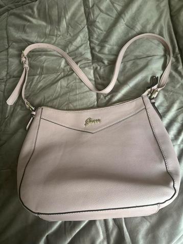 Guess tas roze beschikbaar voor biedingen