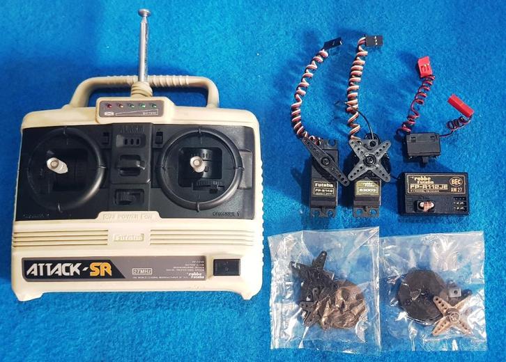 Vintage Futaba/Robbe Attack-SR zenderset van 1988-1990, Hobby en Vrije tijd, Modelbouw | Radiografisch | Auto's, Gebruikt, Onderdeel
